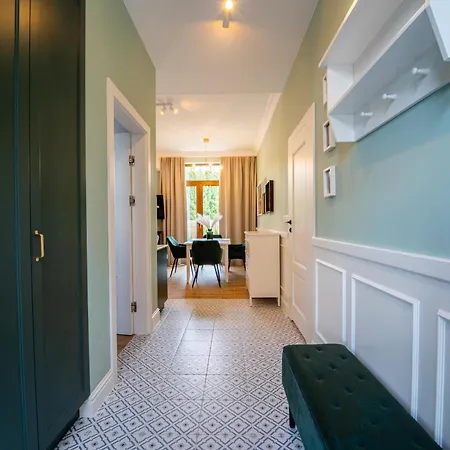 Apartamenty Galeria Trunkow Bialowieza Exterior photo